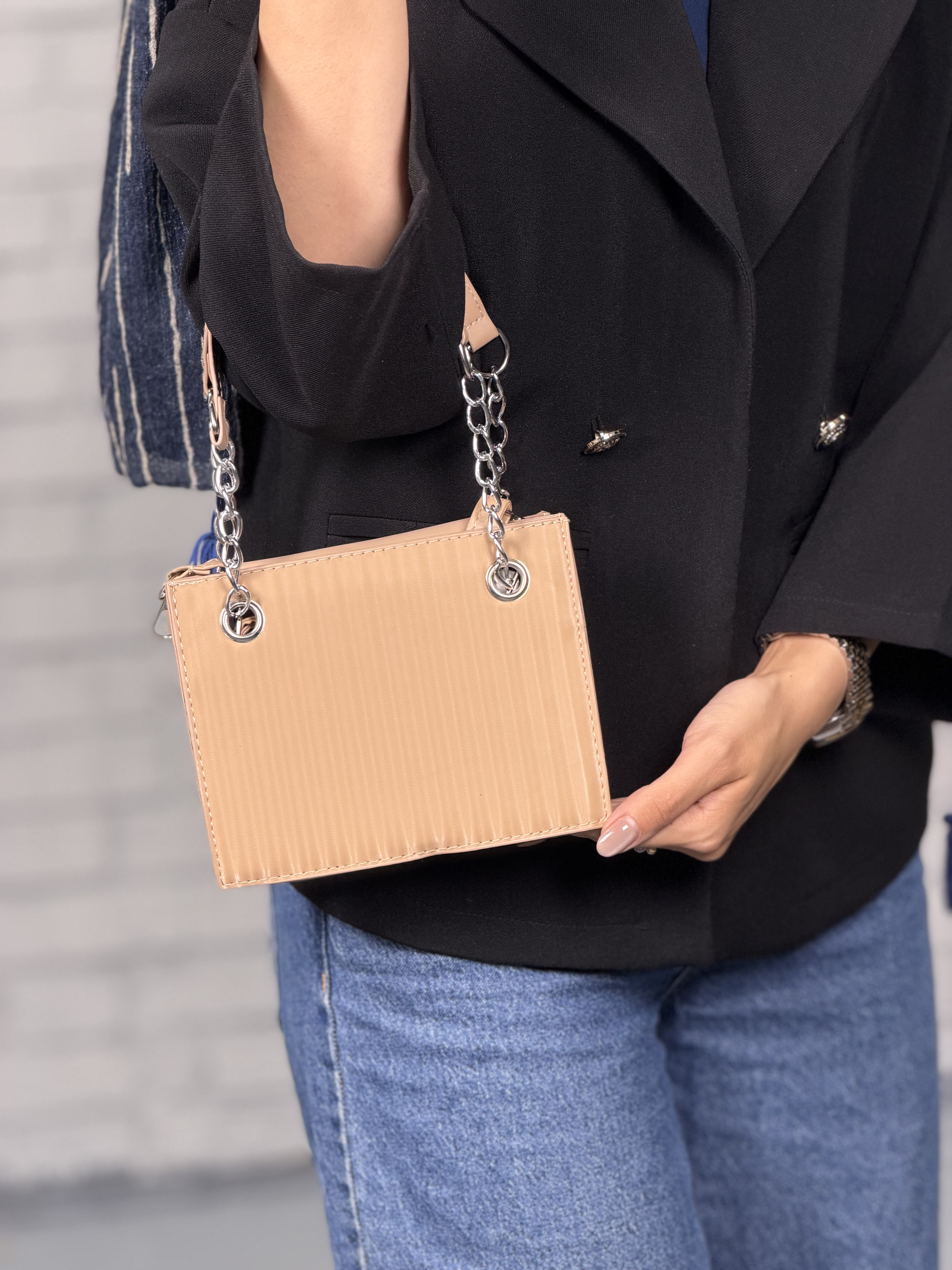 کیف دوشی کرمی